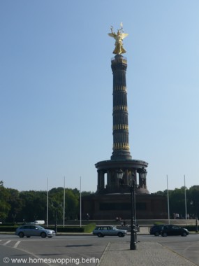 Photo triumphal column Siegessäule in Berlin, located Tiergarten